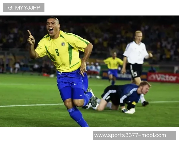 莫拉塔深情致敬阿尔巴感谢这位足坛传奇与我共度风雨岁月